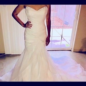 Brand new Sophia Tolli Wedding Dress,tags on still